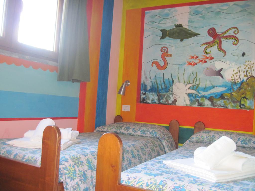 Libera Universita Di Alcatraz Casa de hóspedes Morleschio Quarto foto