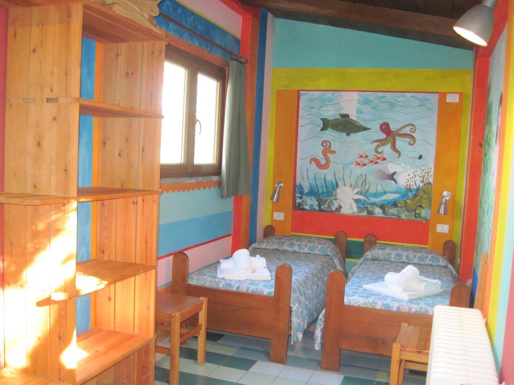 Libera Universita Di Alcatraz Casa de hóspedes Morleschio Quarto foto